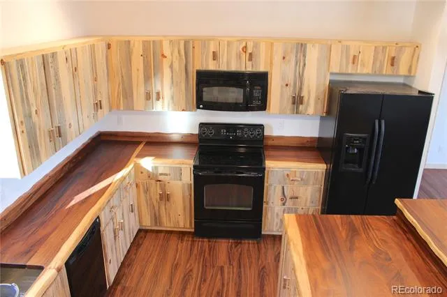 59 Whip Way Hartsel, CO 80449