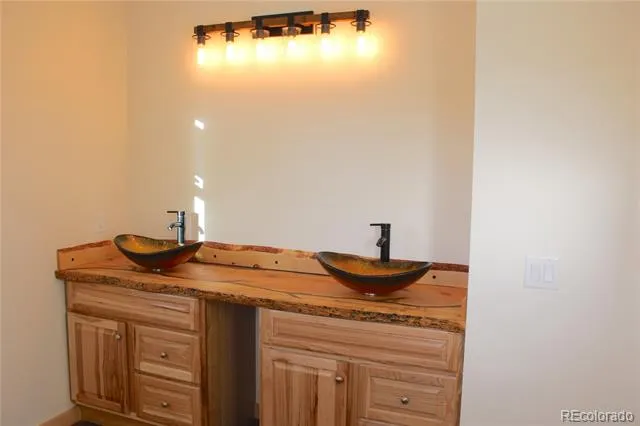 59 Whip Way Hartsel, CO 80449