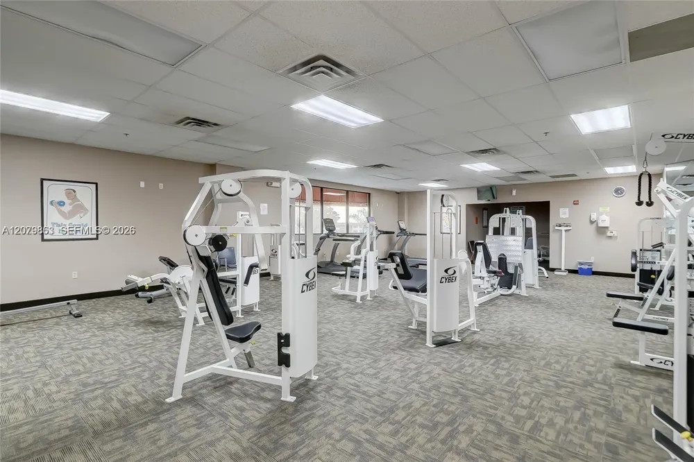 8941 S Hollybrook Blvd #205 Pembroke Pines, FL 33025