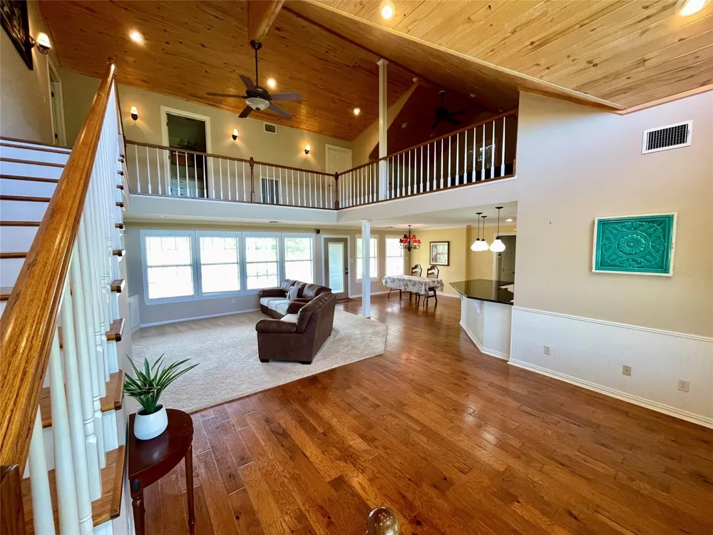 3999 An County Road 174 Grapeland, TX 75844