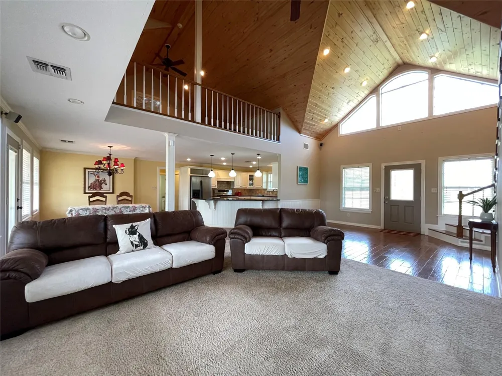 3999 An County Road 174 Grapeland, TX 75844