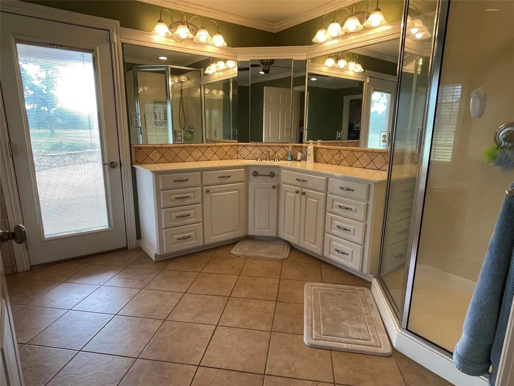 3999 An County Road 174 Grapeland, TX 75844