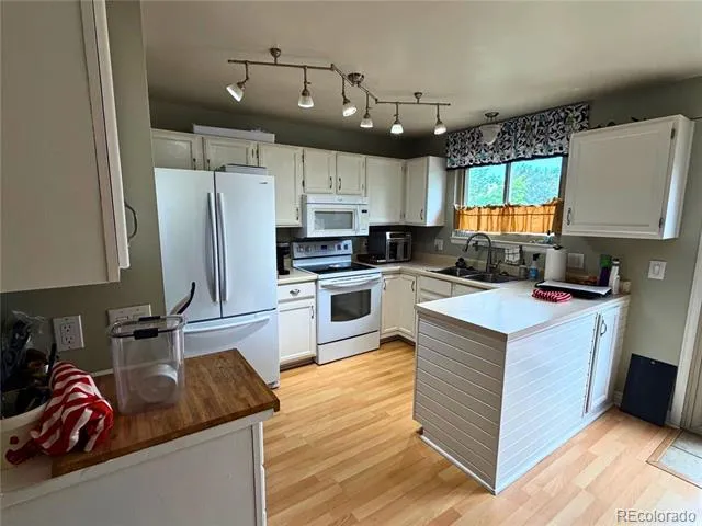 19062 E Quinn Place Aurora, CO 80015