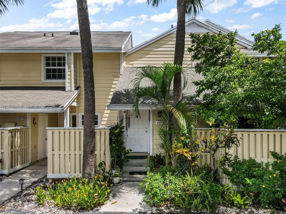 2071 Champions Way North Lauderdale, FL 33068