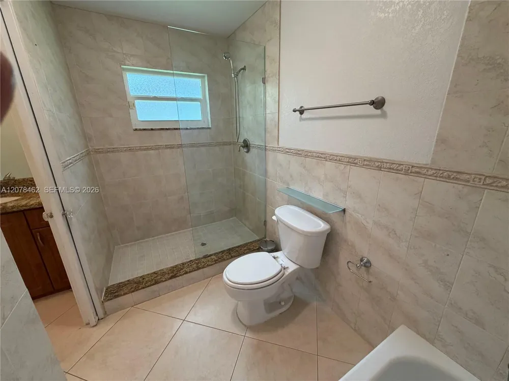250 NE 87th St El Portal, FL 33138