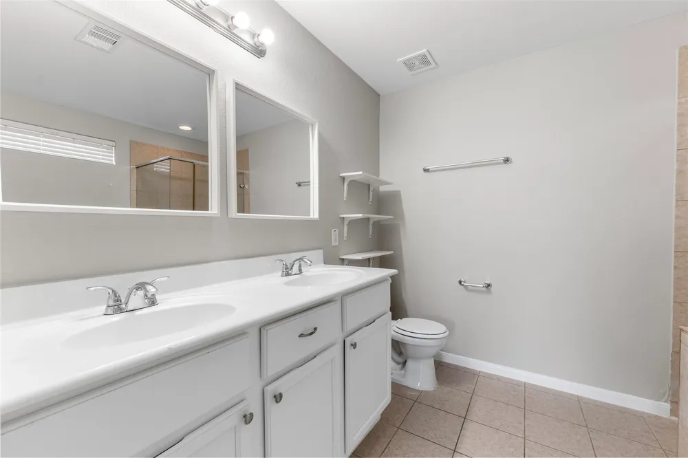8414 Hidalgo Drive Rosenberg, TX 77469