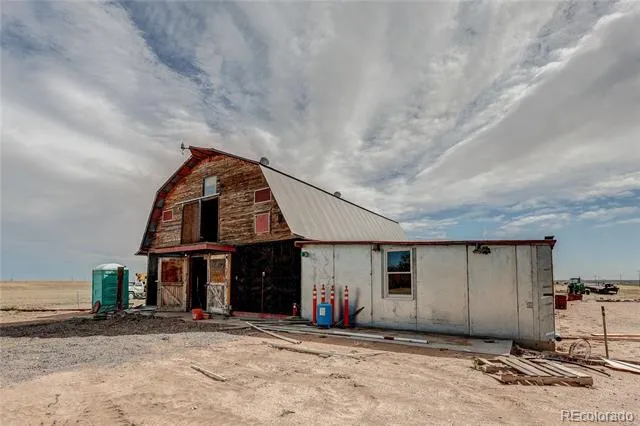 19231 County Road 22 Fort Lupton, CO 80621