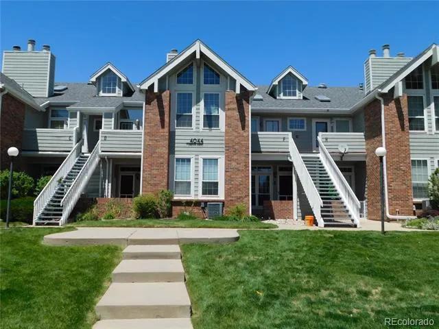 4044 S Carson Street #F Aurora, CO 80014