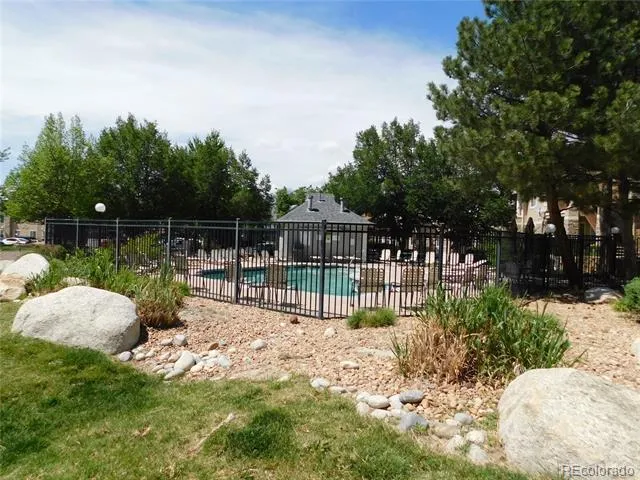 4044 S Carson Street #F Aurora, CO 80014