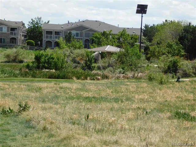 4044 S Carson Street #F Aurora, CO 80014