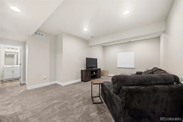 9239 Uravan Court Commerce City, CO 80022