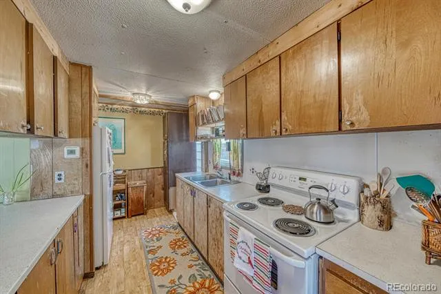 6820 County Road 104 Salida, CO 81201