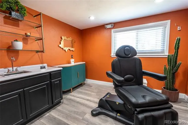 6690 S Broadway Littleton, CO 80121