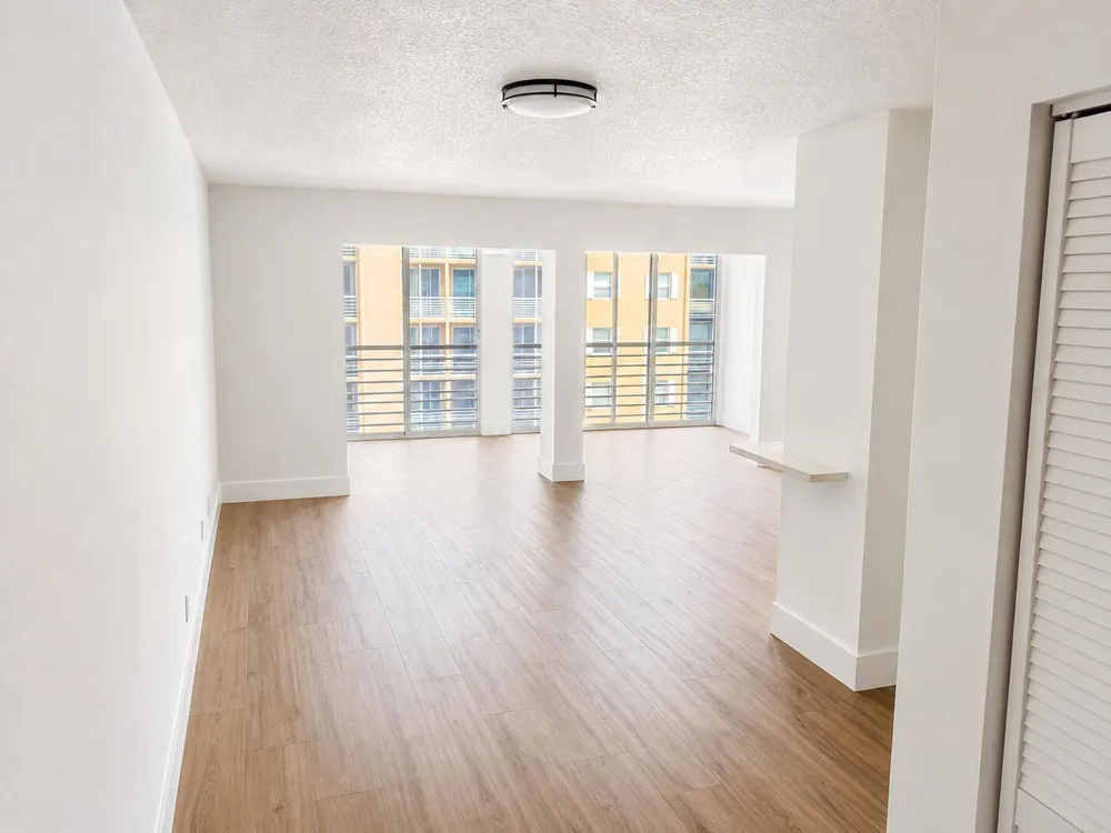 308 Golfview Road #405 North Palm Beach, FL 33408