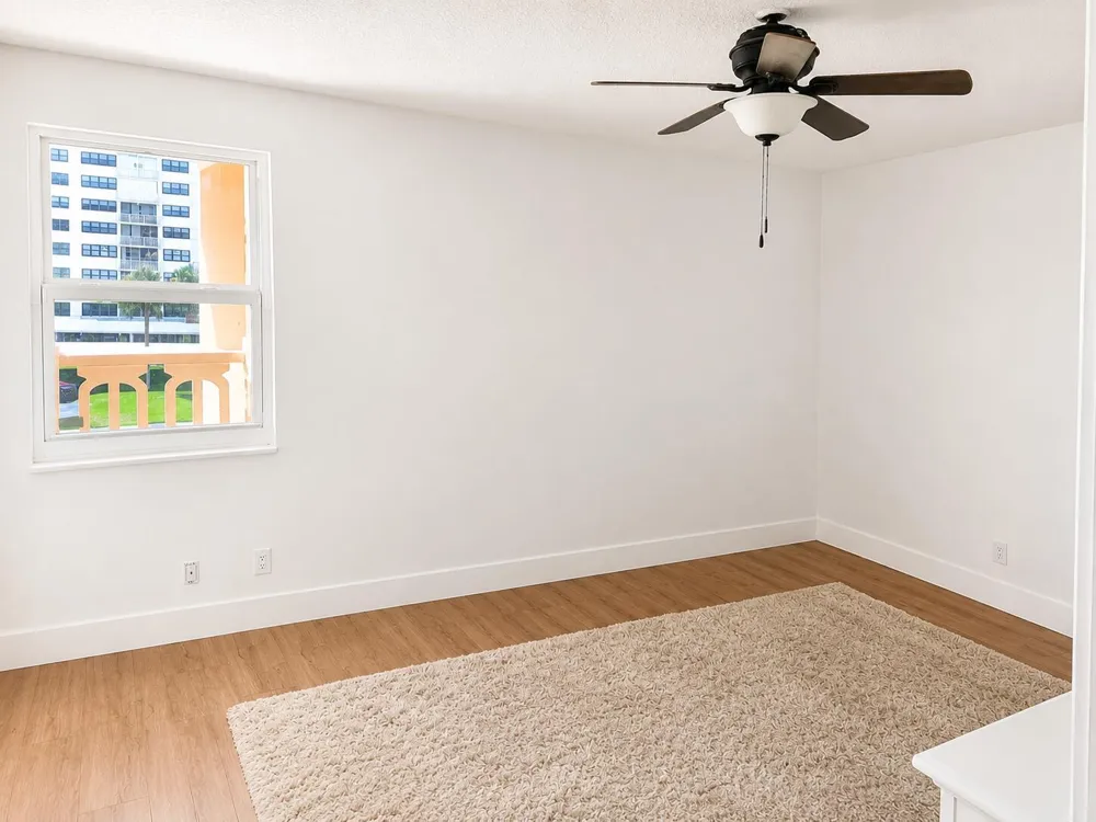 308 Golfview Road #405 North Palm Beach, FL 33408