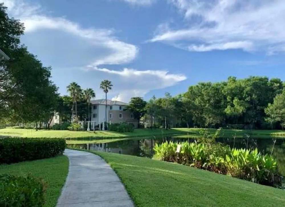 400 CRESTWOOD COURT #417 Royal Palm Beach, FL 33411