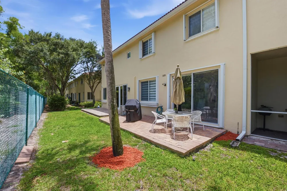 3078 EVERGREEN CIRCLE #3078 Boynton Beach, FL 33426
