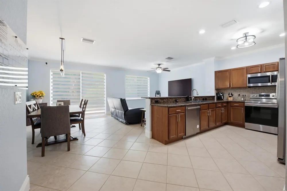 3078 EVERGREEN CIRCLE #3078 Boynton Beach, FL 33426