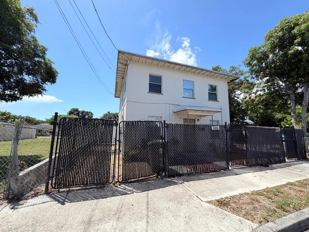 1010 Grant Street West Palm Beach, FL 33407