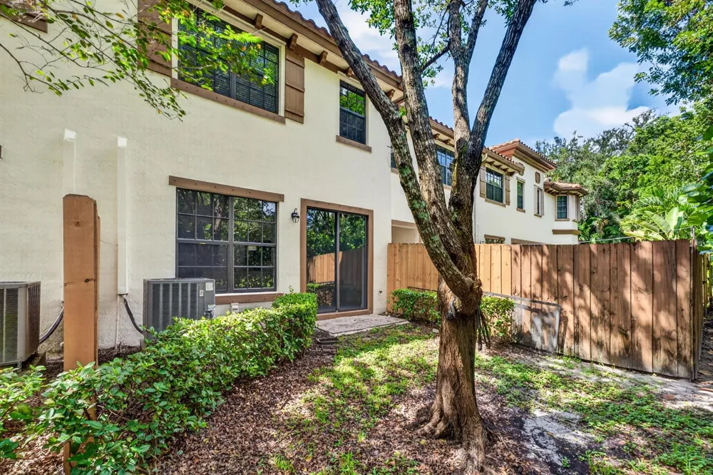10306 WELLINGTON PARC DRIVE Wellington, FL 33449
