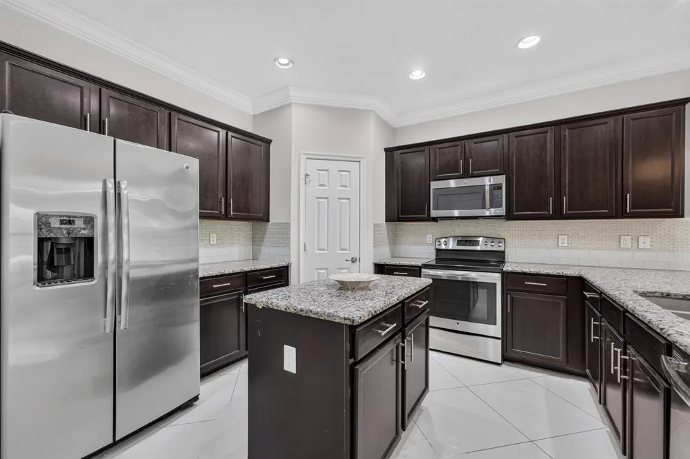 10306 WELLINGTON PARC DRIVE Wellington, FL 33449