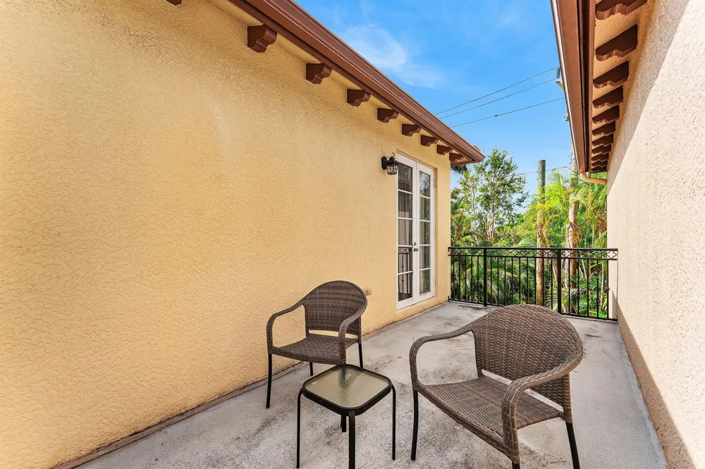 115 VIA POINCIANA LANE Boca Raton, FL 33487
