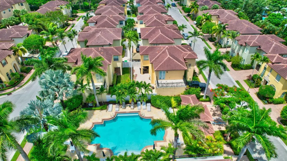 115 VIA POINCIANA LANE Boca Raton, FL 33487