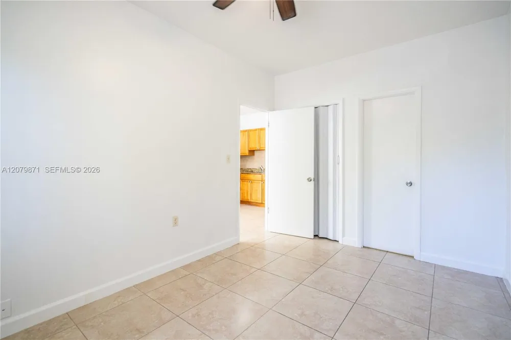 1980 NE 38th St #3 Oakland Park, FL 33308