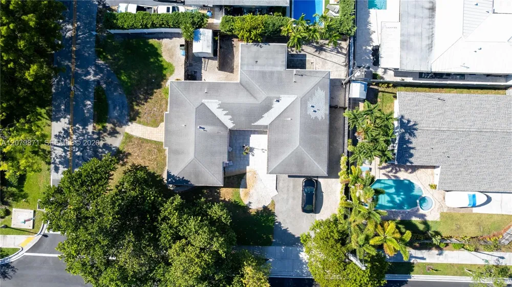 1980 NE 38th St #3 Oakland Park, FL 33308