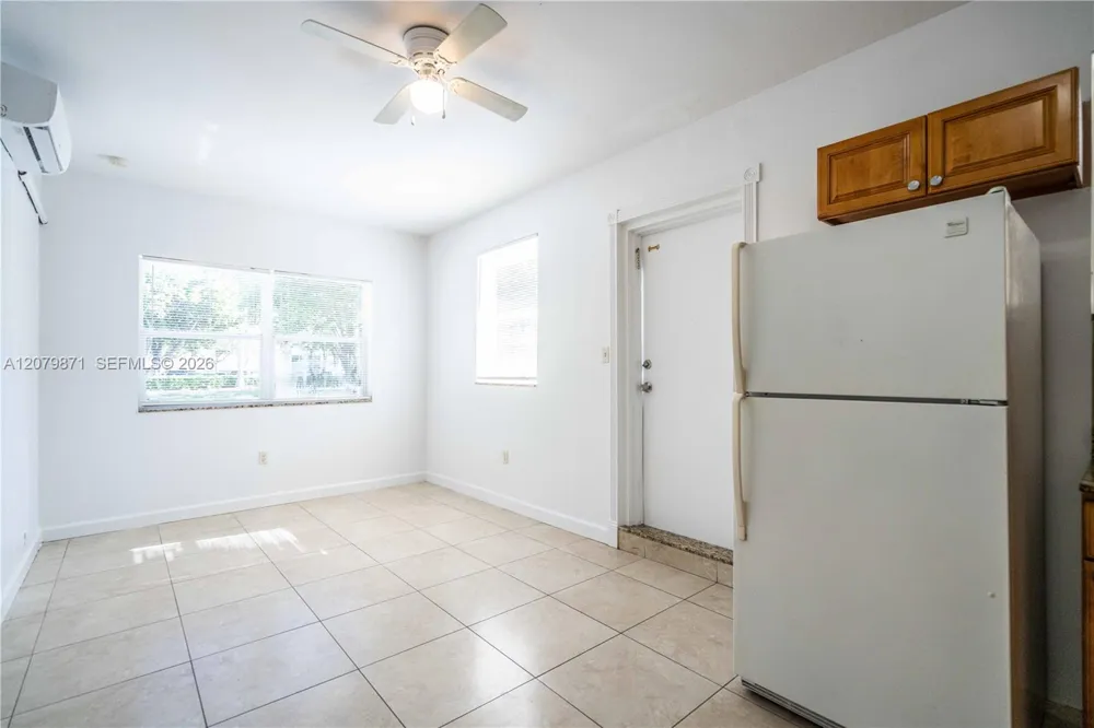 1980 NE 38th St #3 Oakland Park, FL 33308