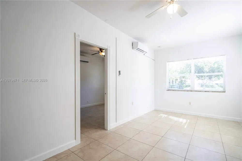 1980 NE 38th St #3 Oakland Park, FL 33308