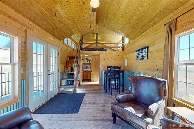 10589 County Road 102 Guffey, CO 80820