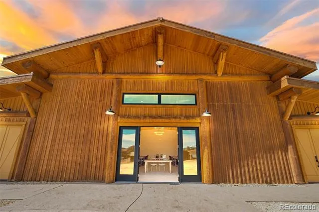 10589 County Road 102 Guffey, CO 80820