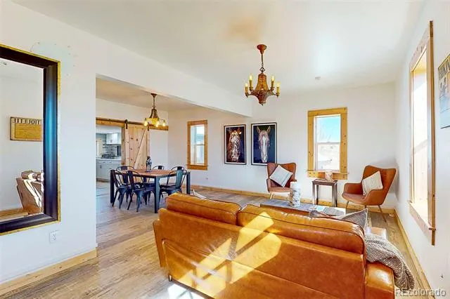 10589 County Road 102 Guffey, CO 80820
