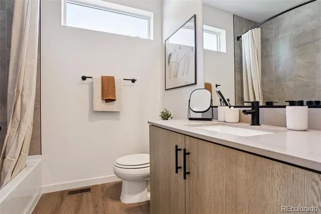 6441 Meade Way Arvada, CO 80003