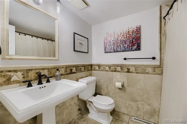 7976 E Phillips Circle Centennial, CO 80112