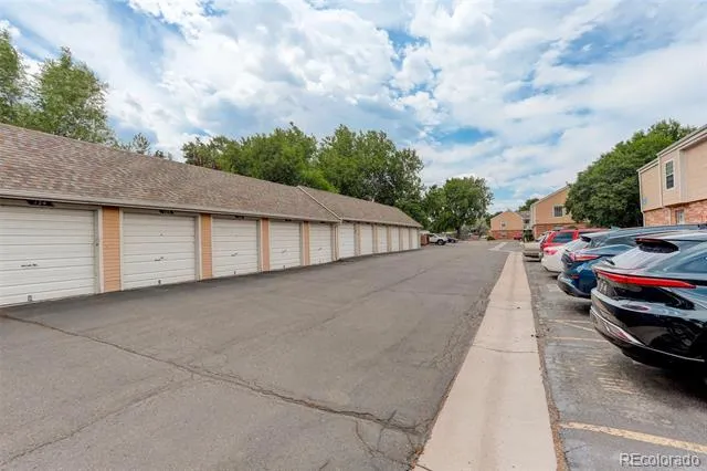3322 S Ammons Street #101 Lakewood, CO 80227