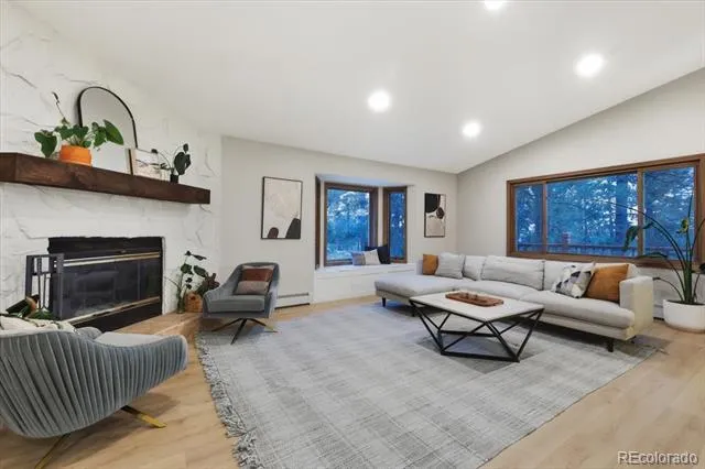 240 Scrub Oak Way Monument, CO 80132