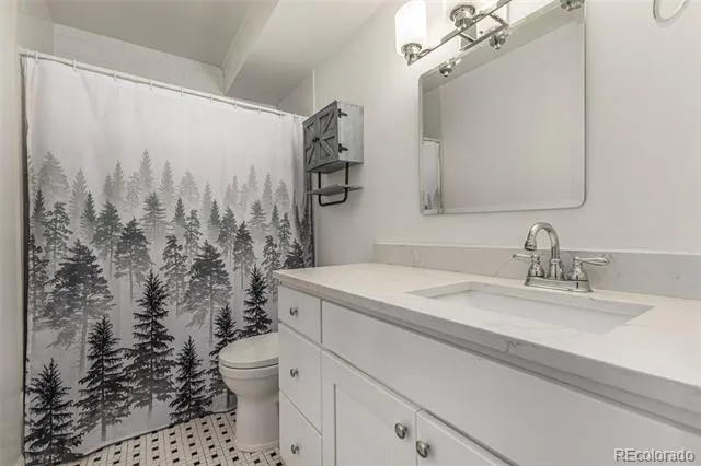625 S Alton Way #10B Denver, CO 80247