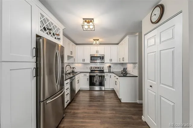 625 S Alton Way #10B Denver, CO 80247