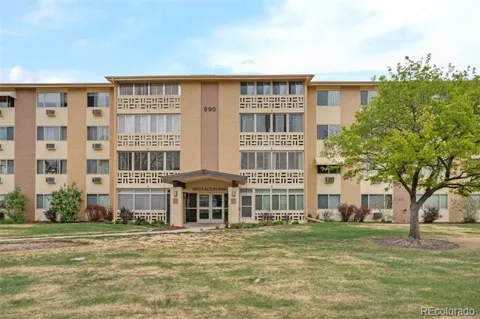 690 S Alton Way #6A