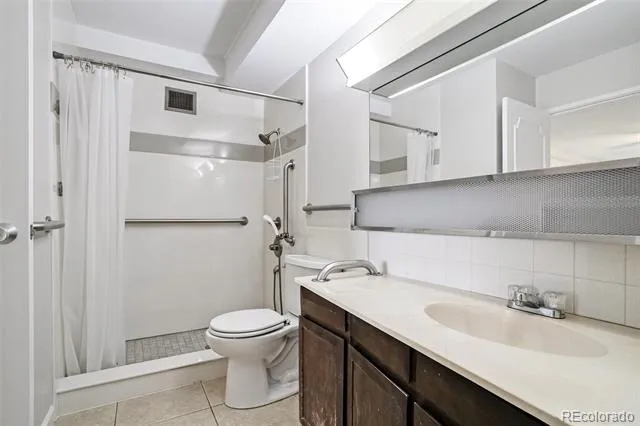 690 S Alton Way #6A Denver, CO 80247