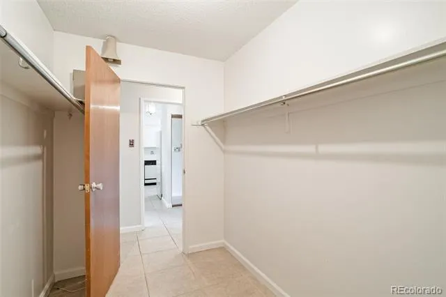 690 S Alton Way #6A Denver, CO 80247