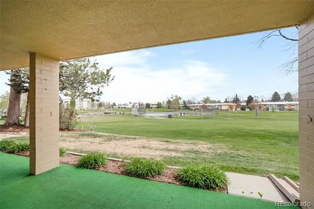 690 S Alton Way #6A Denver, CO 80247