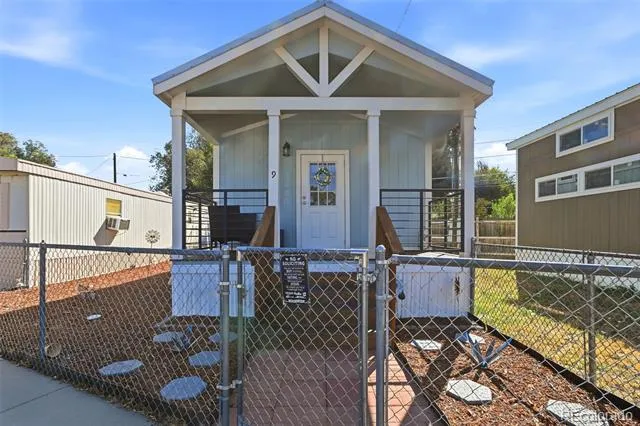 720 Fourth Street Colorado Springs, CO 80907
