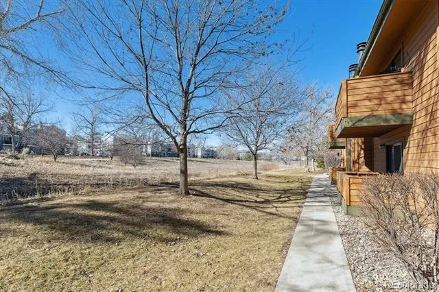 3335 S Ammons Street #103 Lakewood, CO 80227
