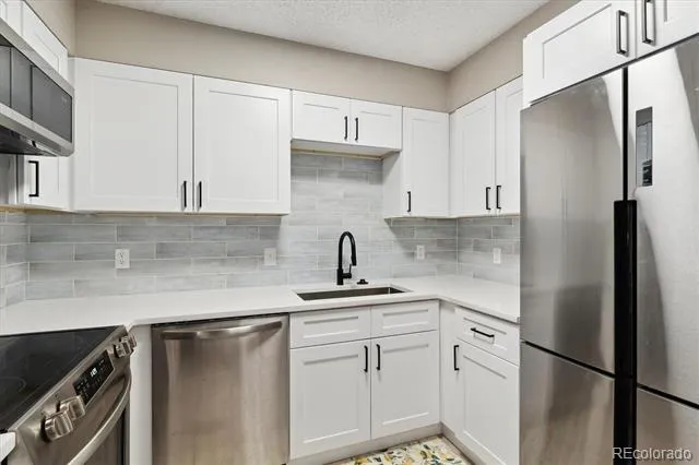 3335 S Ammons Street #103 Lakewood, CO 80227