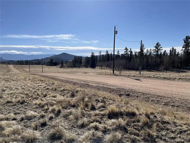 27 Warpath Road Como, CO 80432