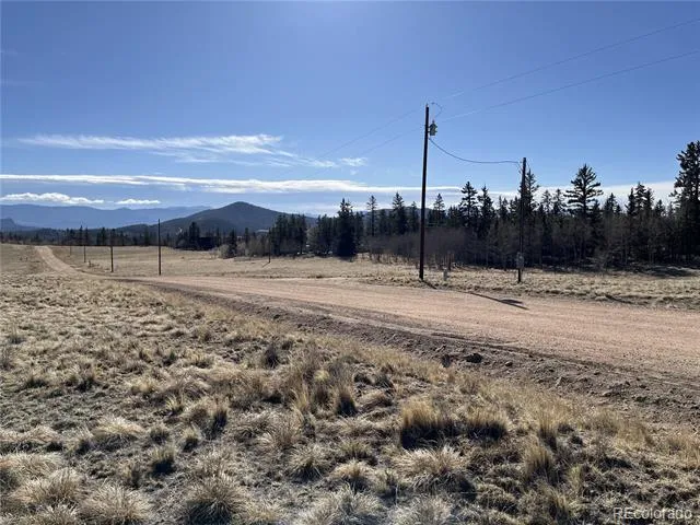 27 Warpath Road Como, CO 80432