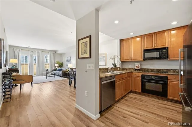 925 Lincoln Street #4E Denver, CO 80203